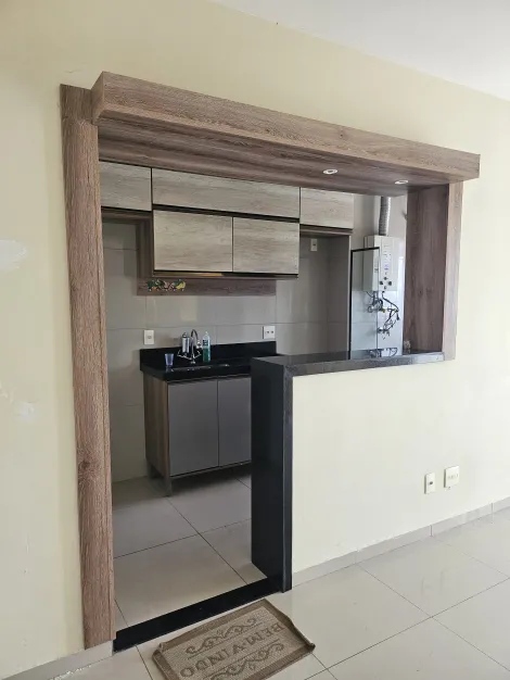 Lindo Apartamento reformado e planejado proxímo center vale