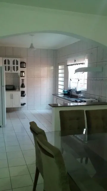 Excelente sobrado no Residencial União Venha conferir!