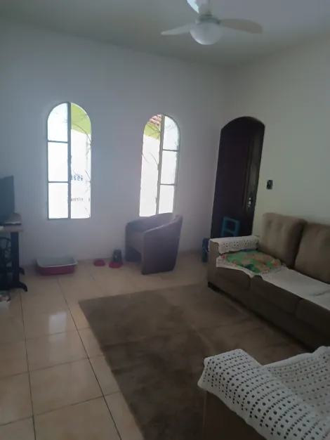 CASA TERREA - EXCELENTE LOCALIZAÇÃO - PROXIMO AO SESI SJC