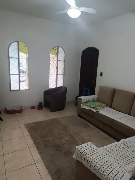 CASA TERREA - EXCELENTE LOCALIZAÇÃO - PROXIMO AO SESI SJC