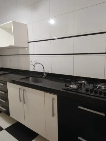 Apartamento à venda no Satélite - 3 Dormitórios (1 Suíte) e Sacada