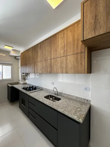 Excelente apartamento Jd. Califórnia, com 2 dorm.