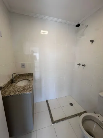 Excelente apartamento Jd. Califórnia, com 2 dorm.