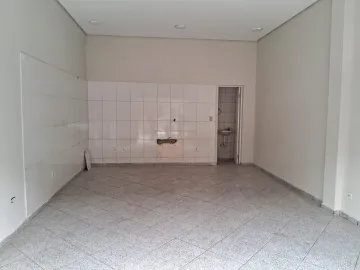 Oportunidade - Ponto Comercial - jardim satélite- 26m².  Este ponto comercial está localizado no jardim satélite, possui fácil acesso às principais vias da cidade, ideal para que seu negócio prospere.  Conheça as características desta sala comercial.